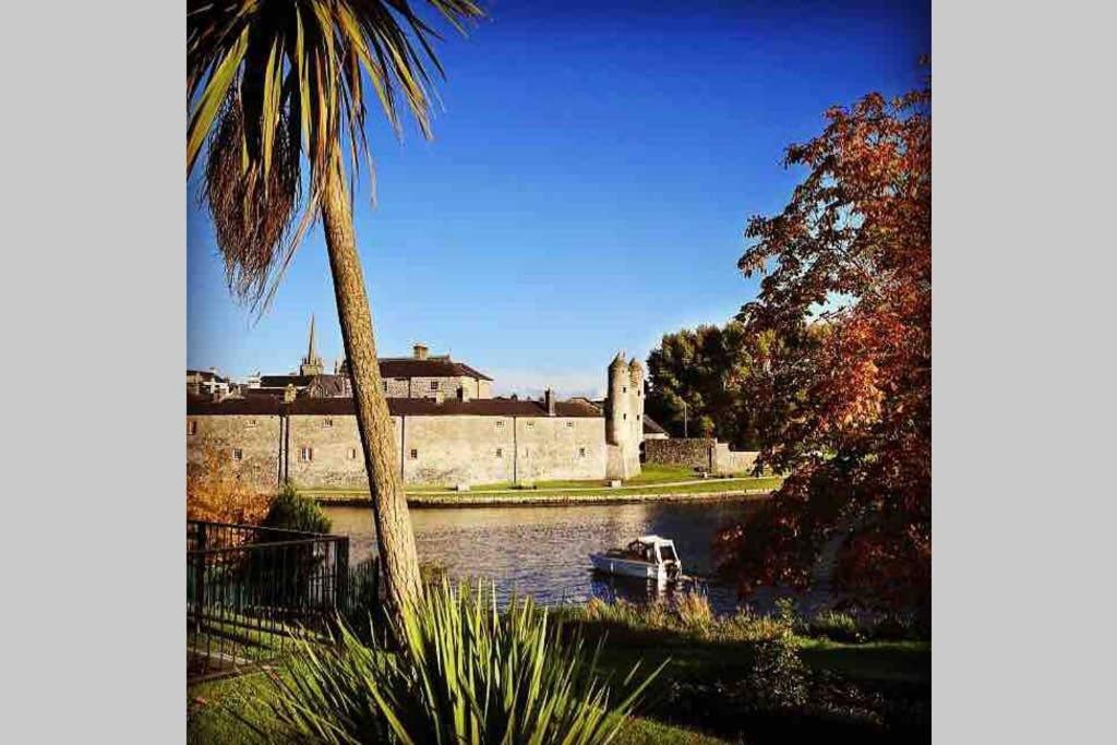 Swallow Lane, Enniskillen, Co Fermanagh, 5* Chic Villa Exterior photo