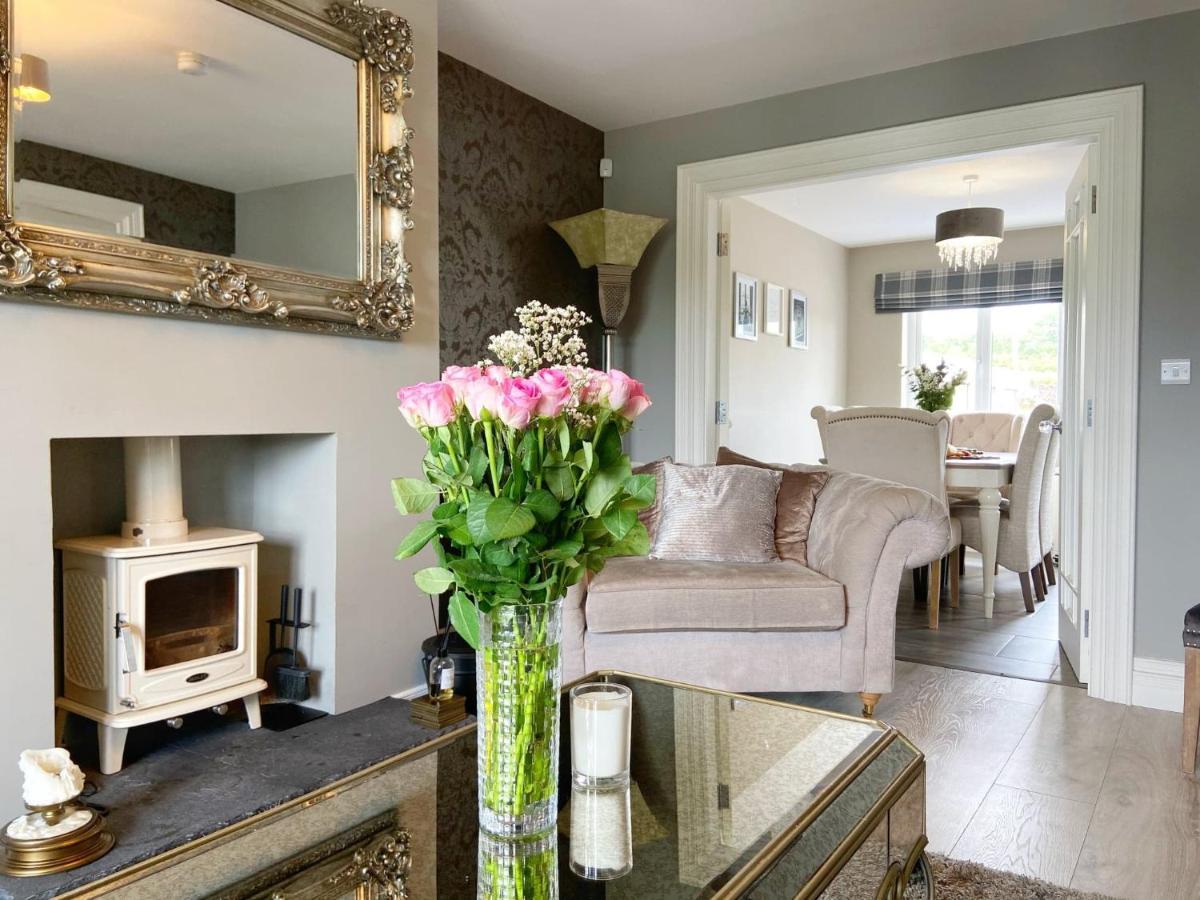 Swallow Lane, Enniskillen, Co Fermanagh, 5* Chic Villa Exterior photo
