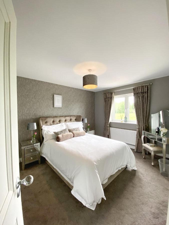 Swallow Lane, Enniskillen, Co Fermanagh, 5* Chic Villa Exterior photo