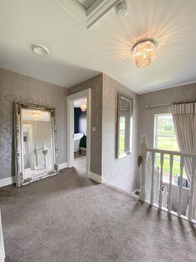 Swallow Lane, Enniskillen, Co Fermanagh, 5* Chic Villa Exterior photo