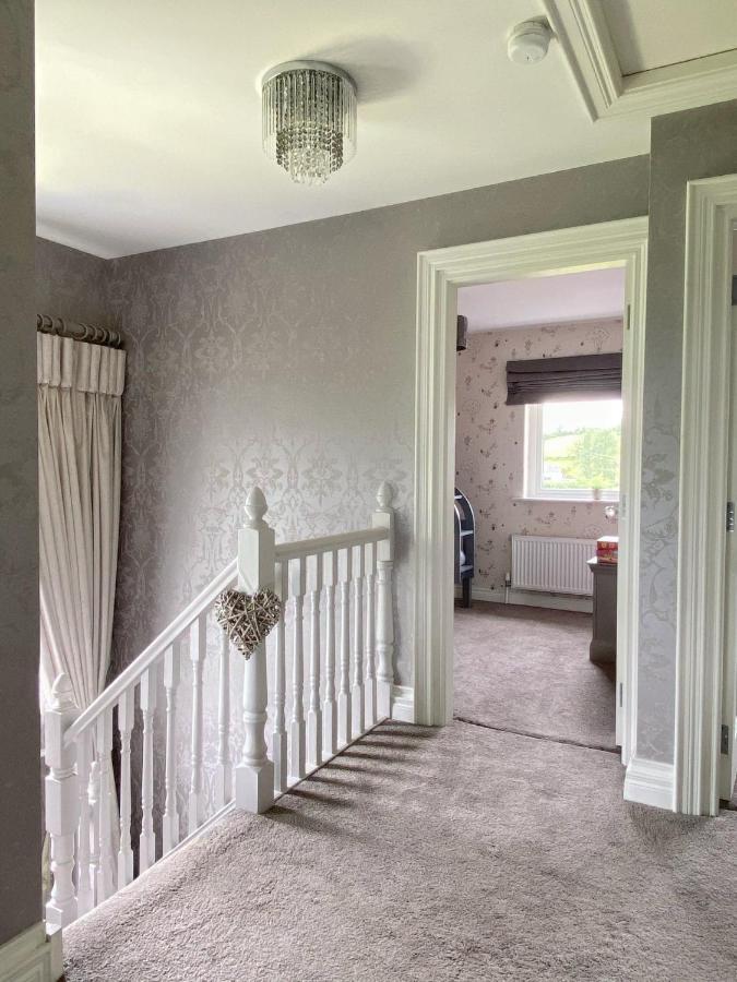 Swallow Lane, Enniskillen, Co Fermanagh, 5* Chic Villa Exterior photo